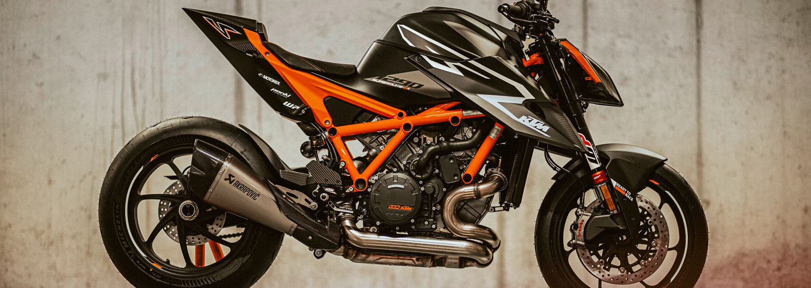 2022 - 2023 1290 SUPER DUKE R