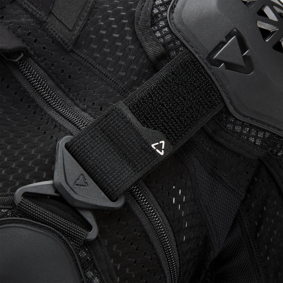 Body Protector 2.5 - Women – Black