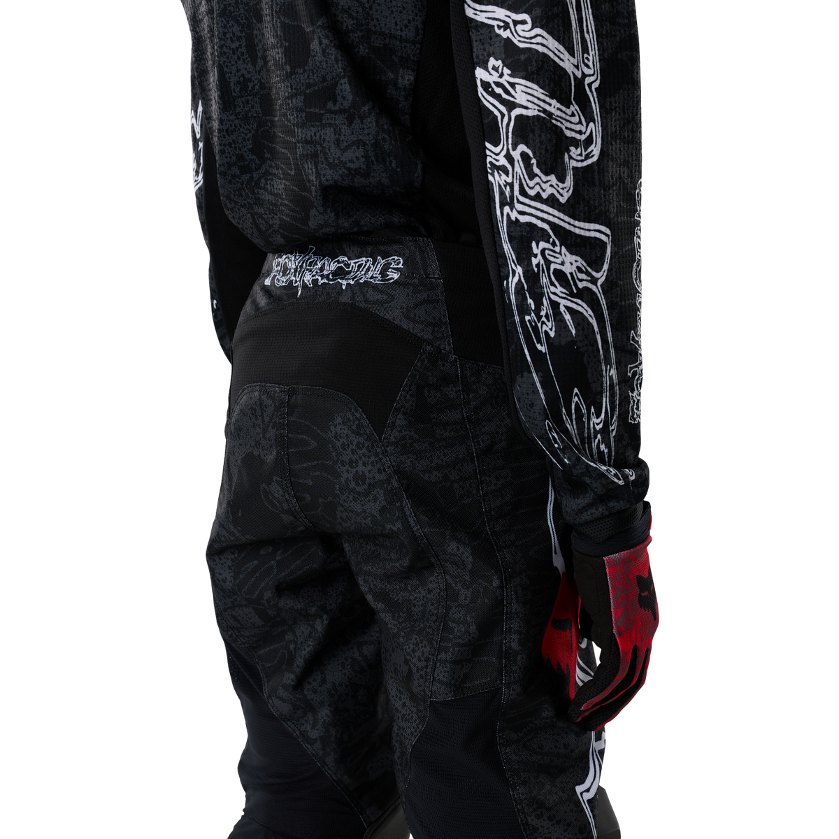Youth 180 Abyss Pant – Black