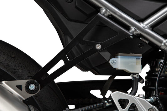 GSX8S/R 23-24 AL MFLR BRKT KIT – SKU: 200BG117200