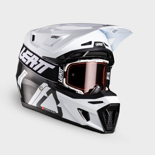 Moto 9.5 Helmet Kit – Carbon/White