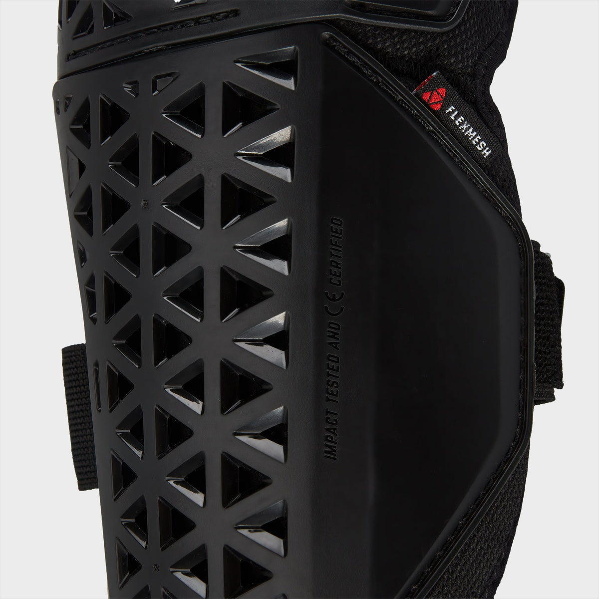 Knee Guard FlexMesh Lite EXT – Black