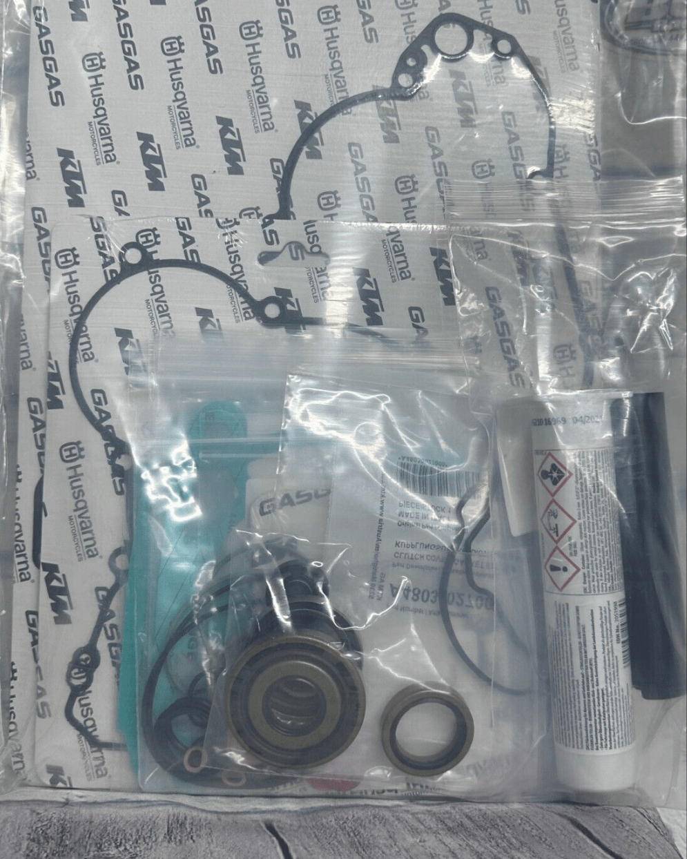 GASKET KIT ENGINE MX 250/300