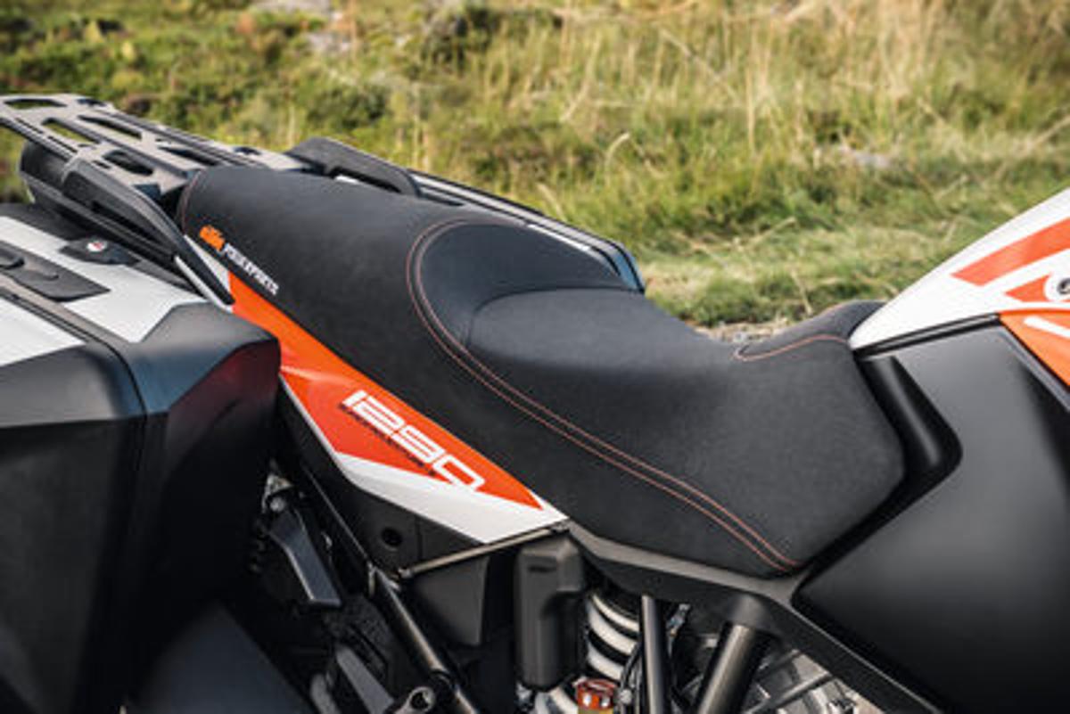 KTM Ergo Rider's Seat – Black – view 3 (60407940000)