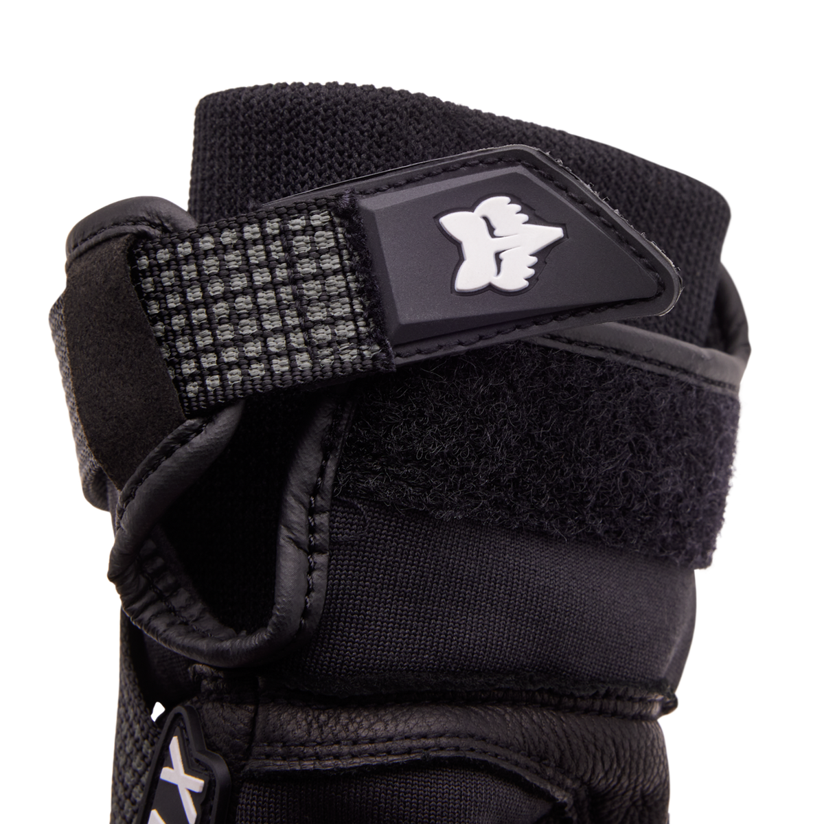 Stealth Bomber Pro Gloves – Black