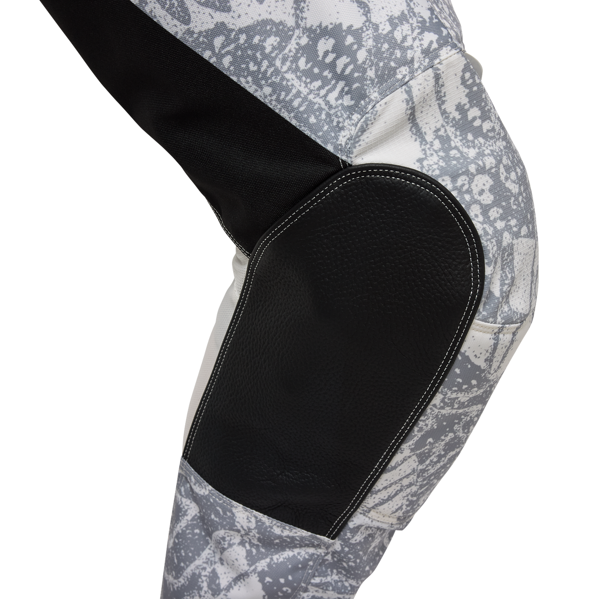 180 DNGR Pants – White