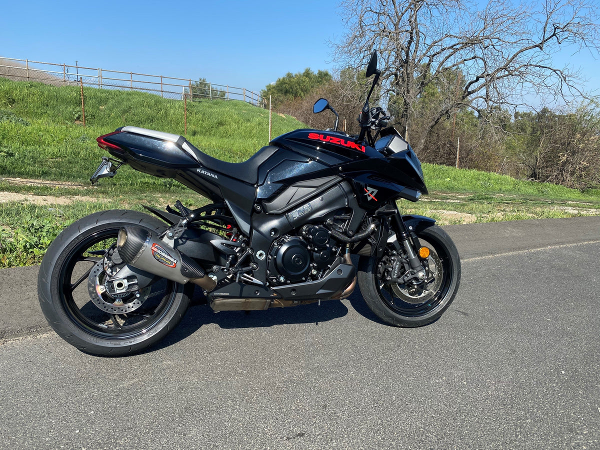 Yoshimura Alpha T Stainless Slip-On Exhaust with Stainless Muffler – lifestyle photo (11500BP520)