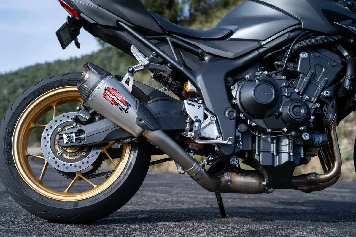 Yoshimura AT2 Stainless Slip-On Exhaust for Honda CB1000-Hornet – lifestyle photo (12150BP520)