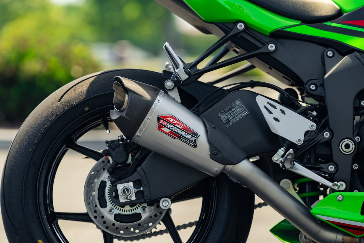 Yoshimura AT2 Stainless Exhaust for Kawasaki ZX-6R – product view (14642CP522)