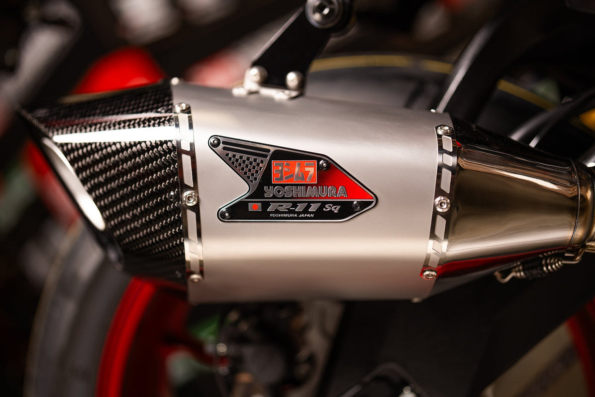 Yoshimura R-11SQ Stainless Slip-On Exhaust for Suzuki GSX-R1000 – product view (1U0-50A-L13G0)