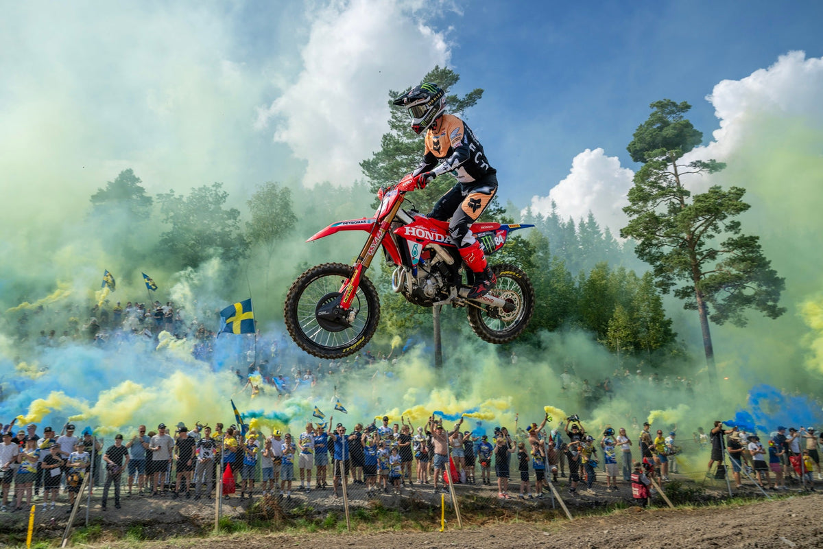 Yoshimura RS-12 Titanium Full Exhaust with Titanium Muffler for Honda CRF450R/RX – lifestyle photo (225871S720)